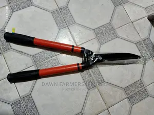 Adjustable Fence Scissors