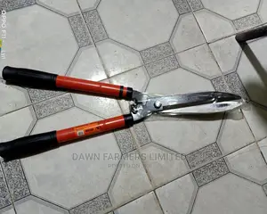 Adjustable Fence Scissors