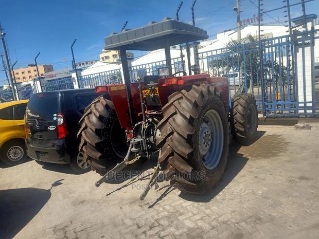 Massey Ferguson 385 - thumbnail 11