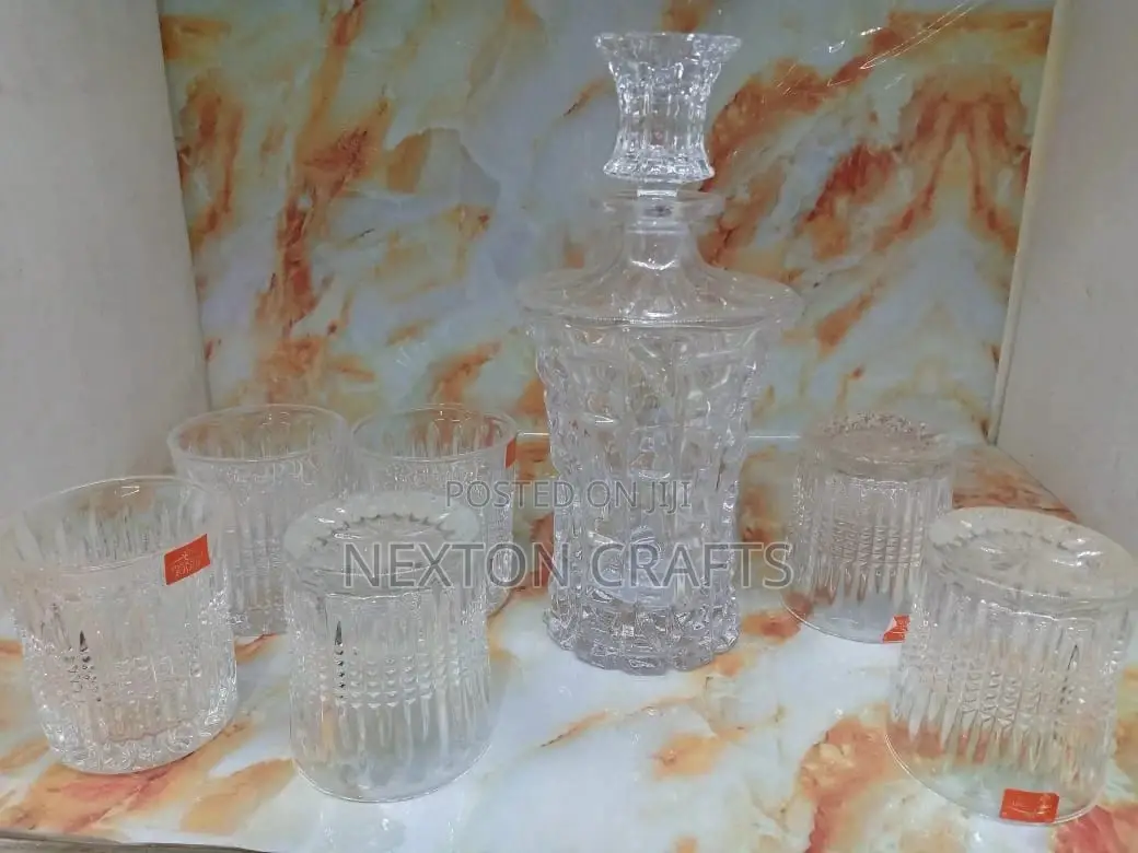 Best Whiskey Decanter (7 Pieces)