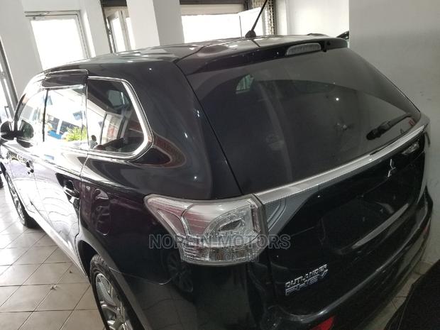 Mitsubishi Outlander 2015 Black - thumbnail 6