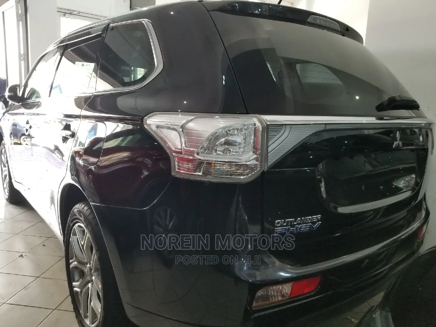 Mitsubishi Outlander 2015 Black