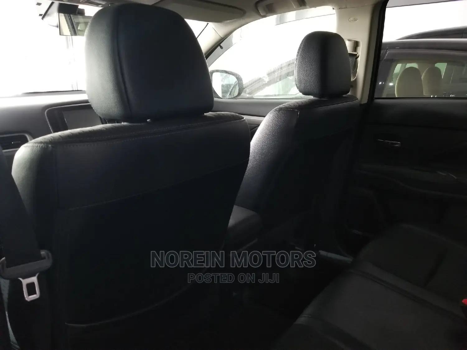 Mitsubishi Outlander 2015 Black