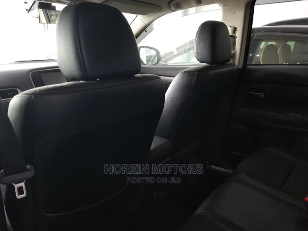 Mitsubishi Outlander 2015 Black - thumbnail 10