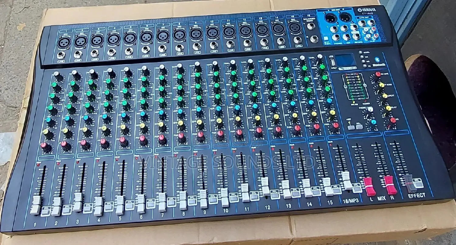 16 Channel Plain Mixer