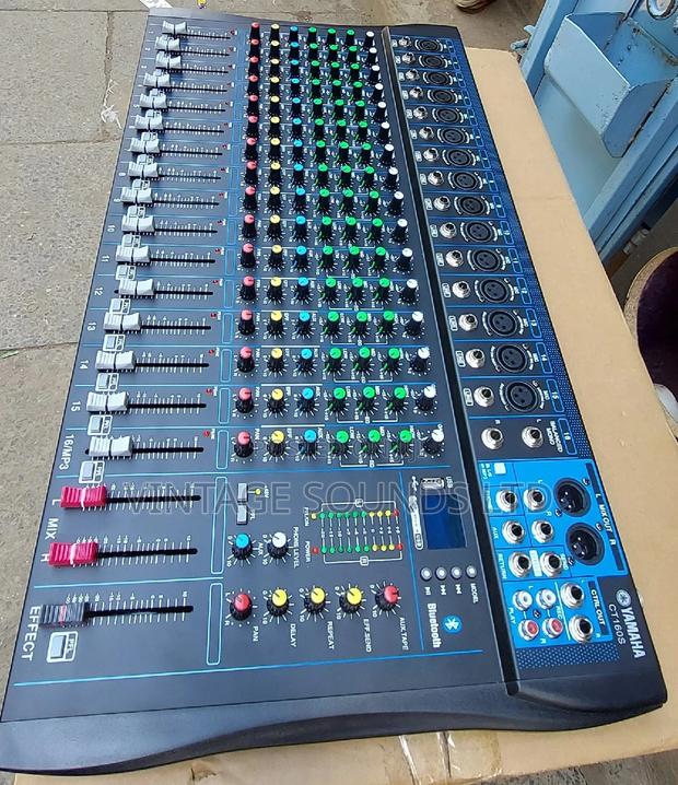 16 Channel Plain Mixer - thumbnail 4