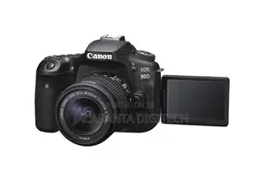 Canon EOS 90D Camera With a 18-55mm IS STM Lens