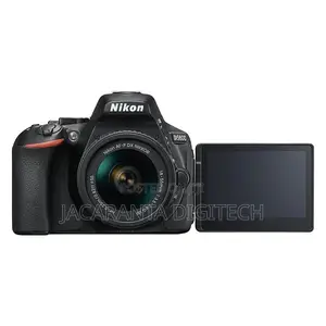 Nikon D5600 DSLR With 18-55mm Lens