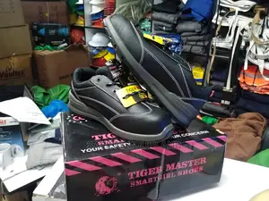 Safety Boots for Ladies