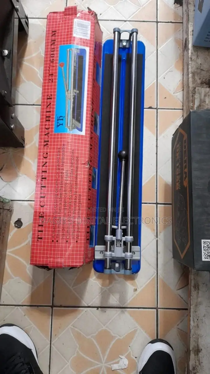Tile Cutter Machine