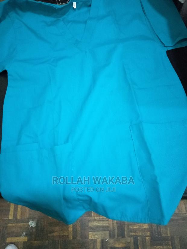 Medical Scrubs - thumbnail 3