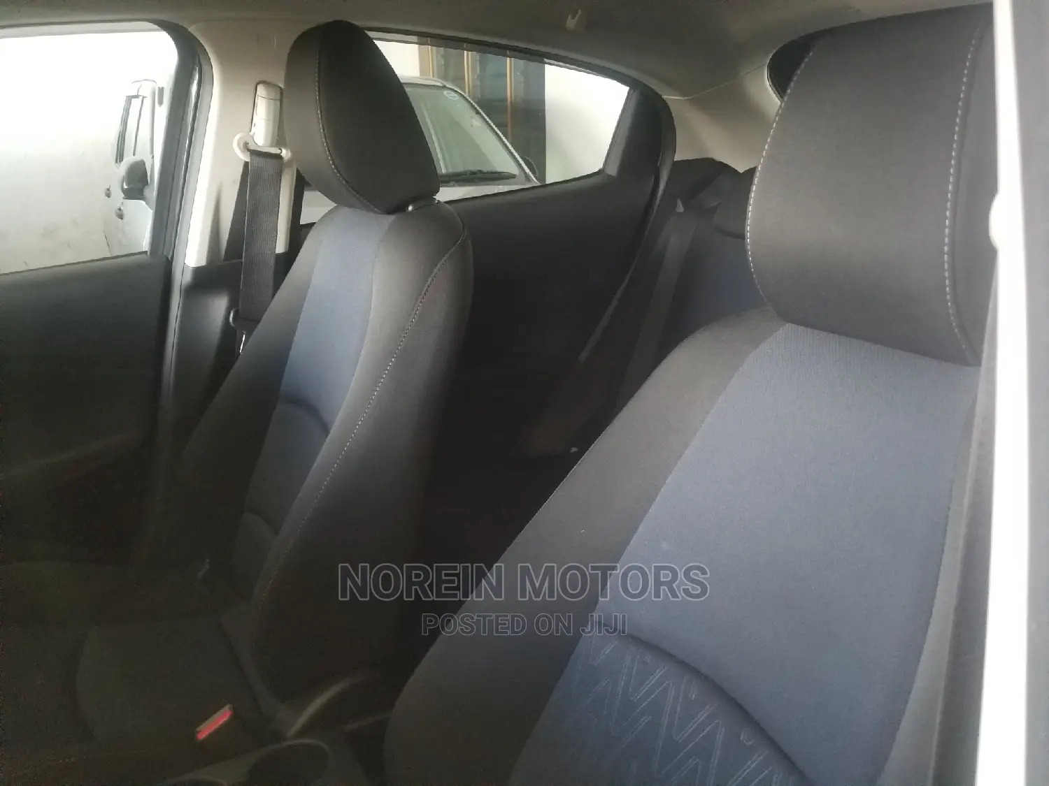 Mazda Demio 2015 Black