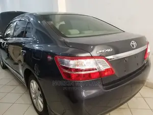 Toyota Premio 2015 Gray