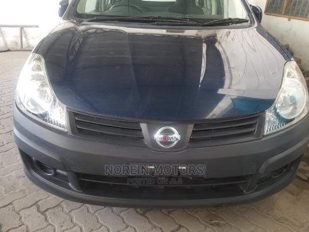 Nissan Advan 2014 Blue