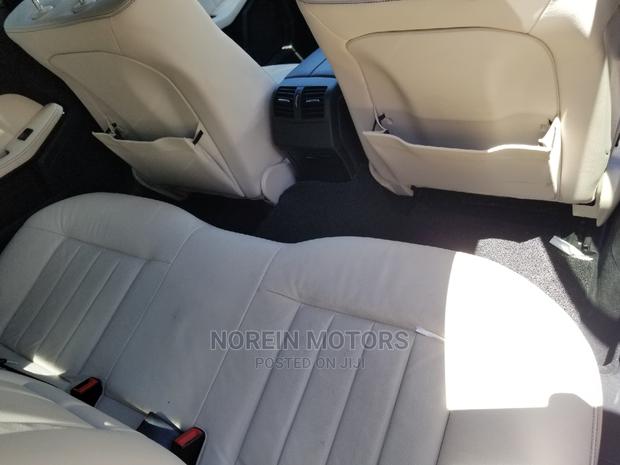 Mercedes-Benz E200 2014 Silver - thumbnail 8