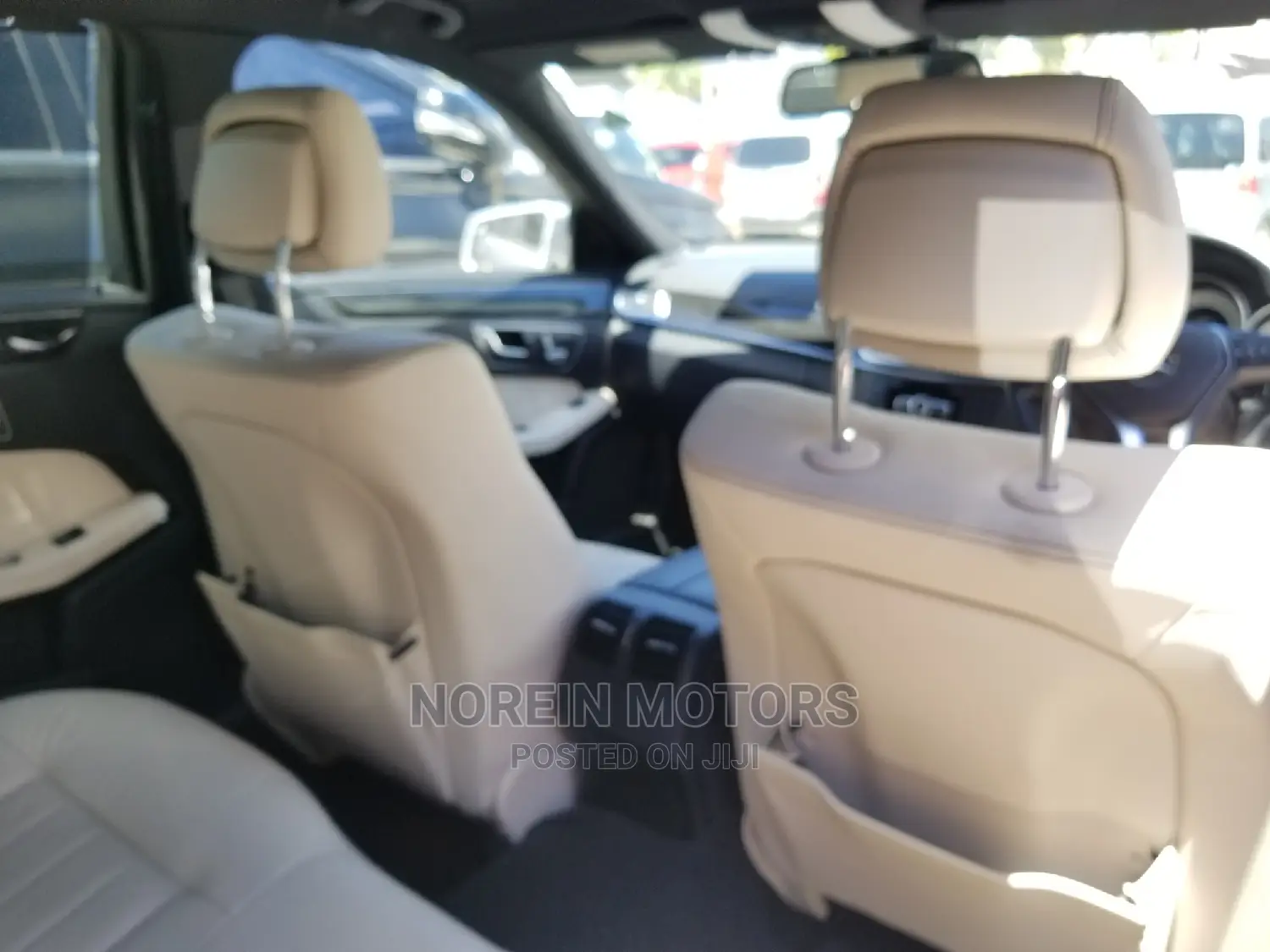 Mercedes-Benz E200 2014 Silver