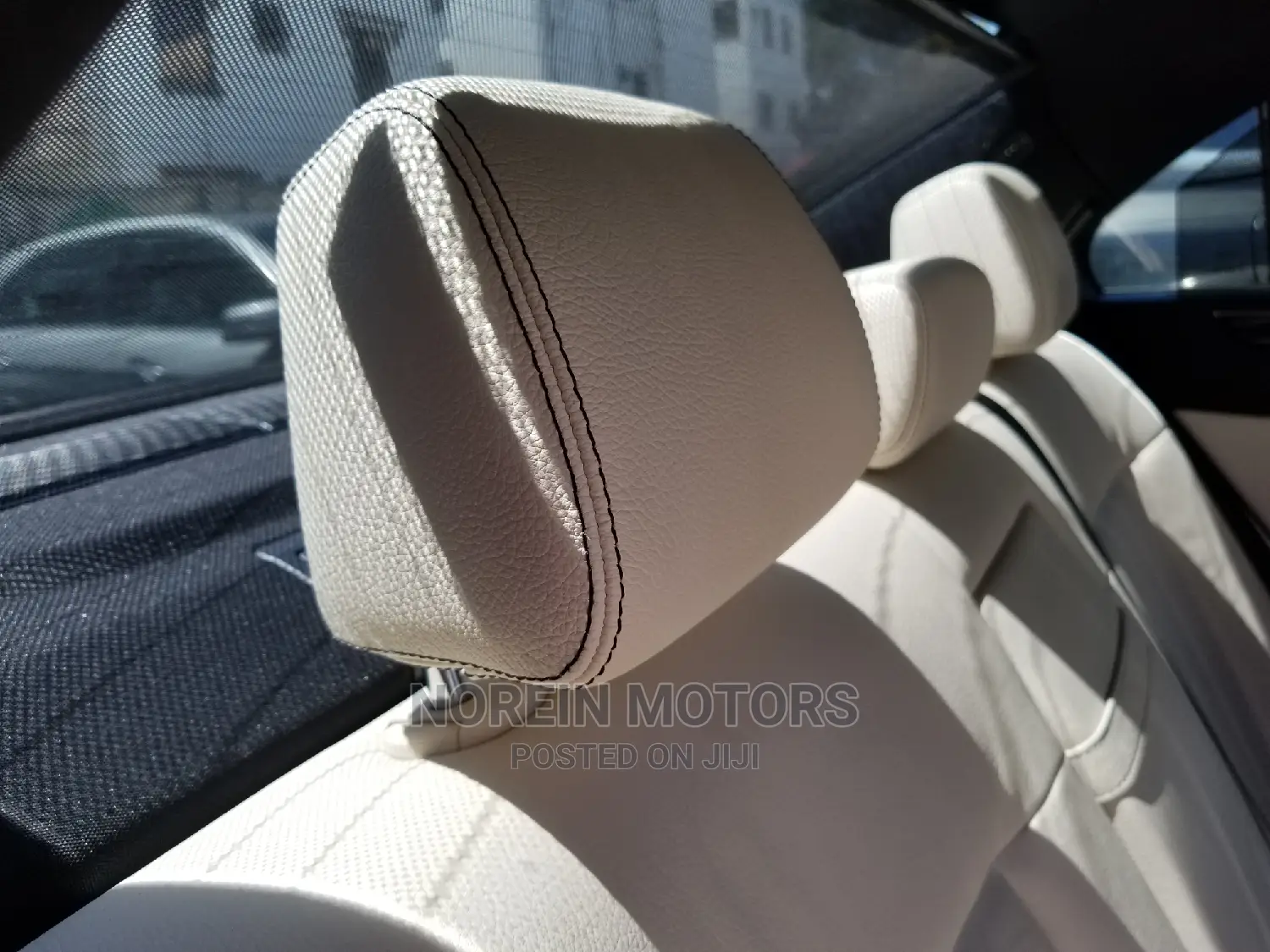 Mercedes-Benz E200 2014 Silver