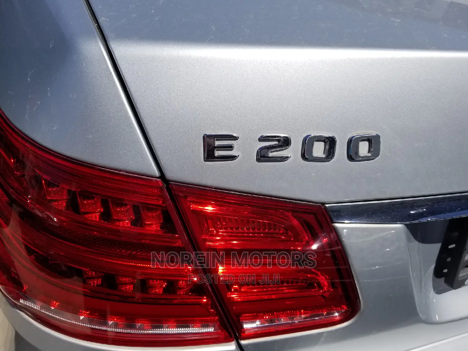 Mercedes-Benz E200 2014 Silver