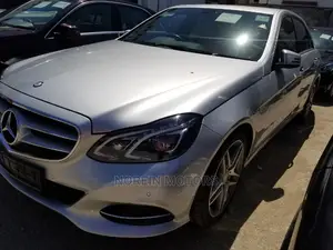 Mercedes-Benz E200 2014 Silver