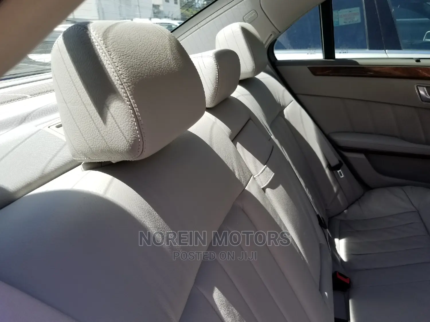 Mercedes-Benz E250 2013 Brown
