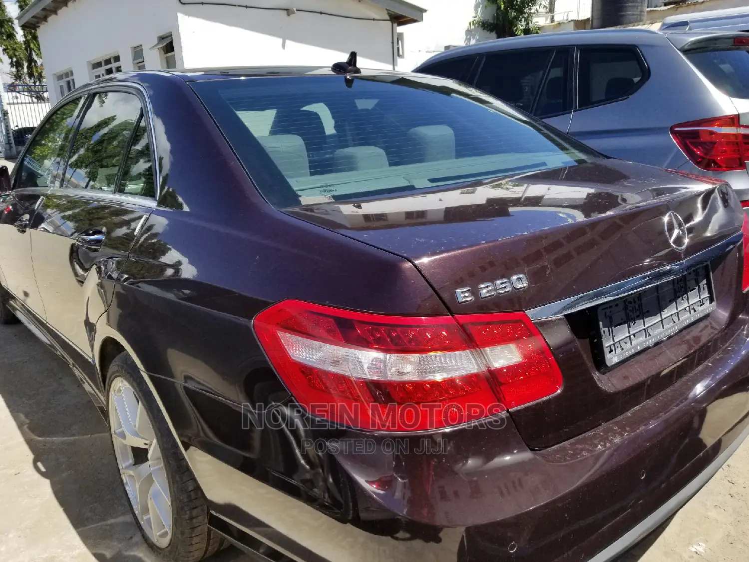 Mercedes-Benz E250 2013 Brown