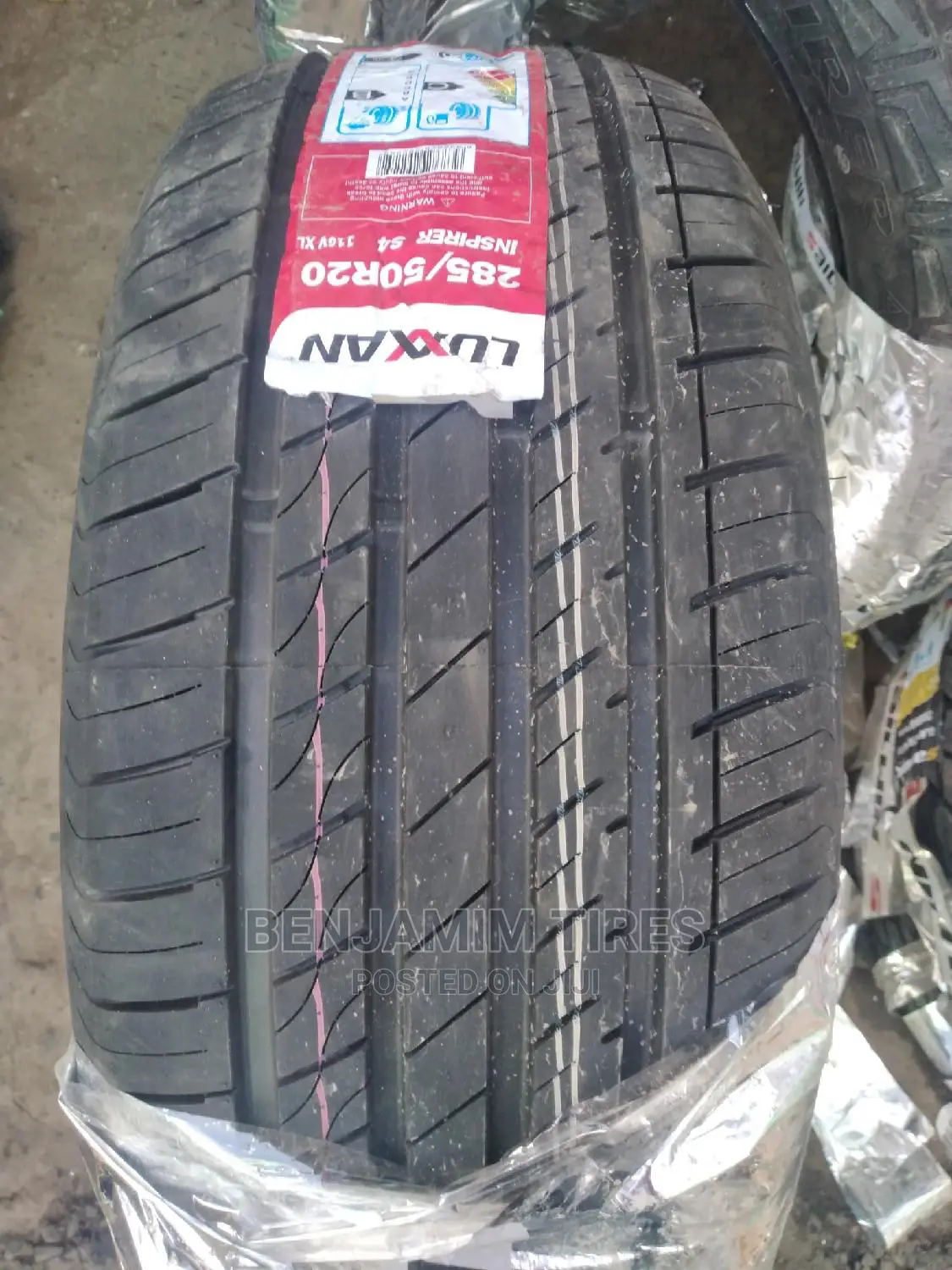 Quality Luxan Tires Sizes 285/50r20 for V8.