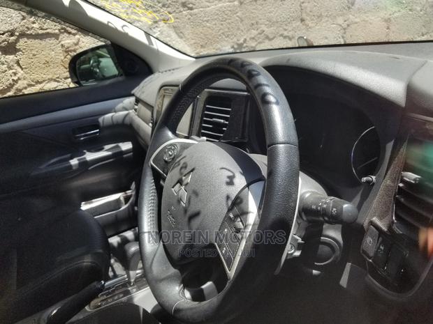 Mitsubishi Outlander 2015 Brown - thumbnail 6
