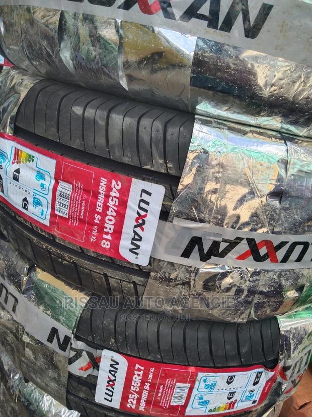 245/40 R 18 Luxxan Tyres