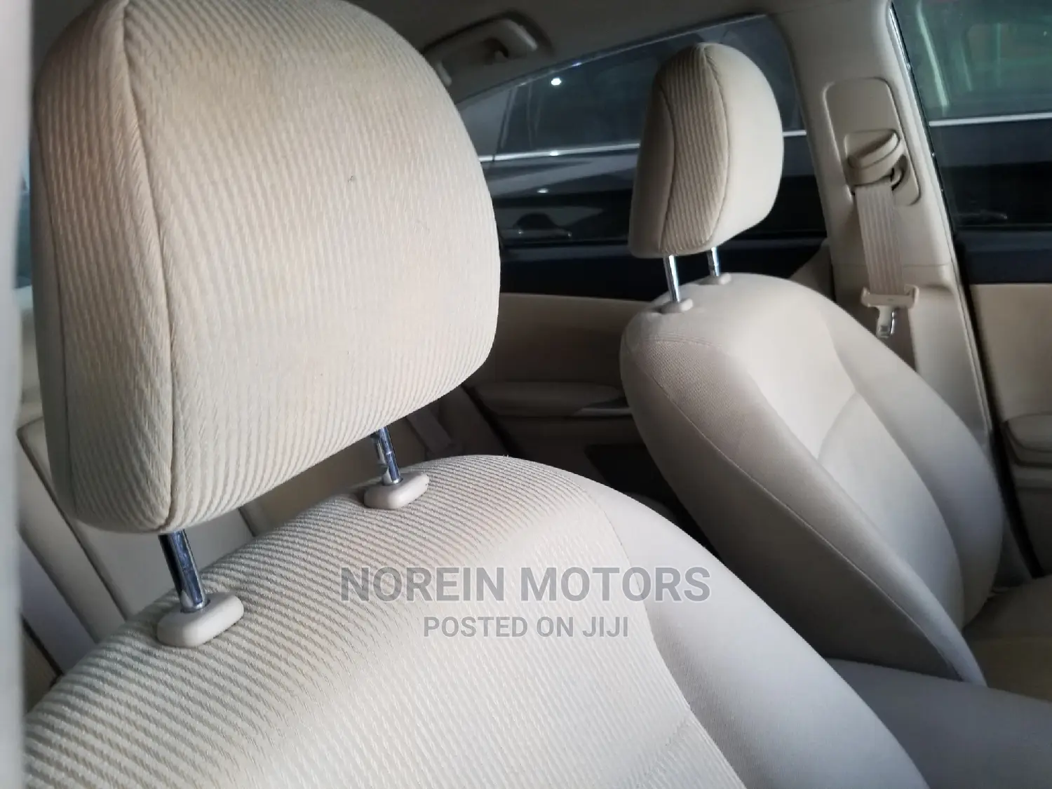 Toyota Premio 2015 Black