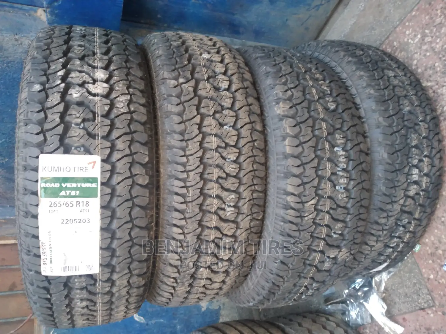 Kumho Tires Sizes 265/65r18 A/T Made in Korea.