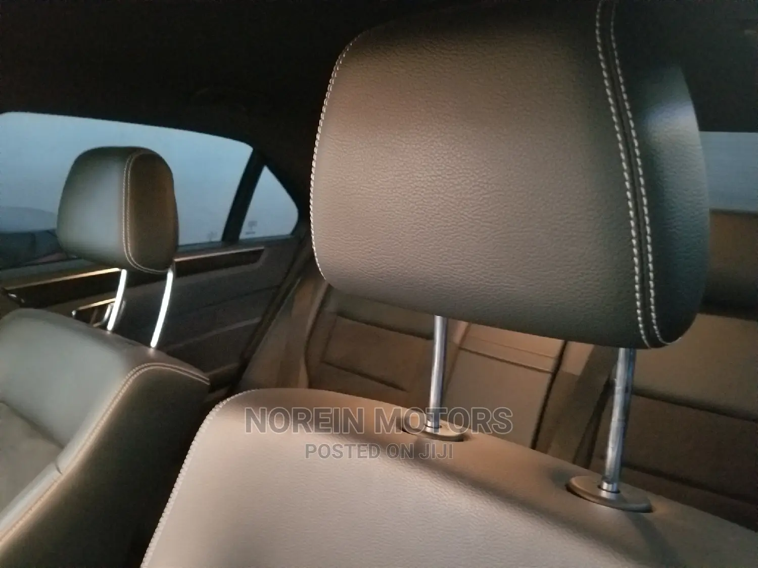 Mercedes-Benz E250 2014 Red