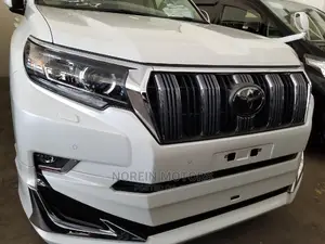 Toyota Land Cruiser Prado 2017 White