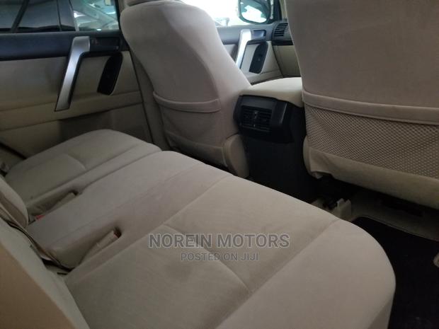 Toyota Land Cruiser Prado 2017 White - thumbnail 6