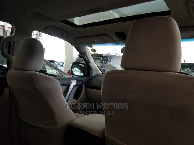 Toyota Land Cruiser Prado 2017 White - thumbnail 7