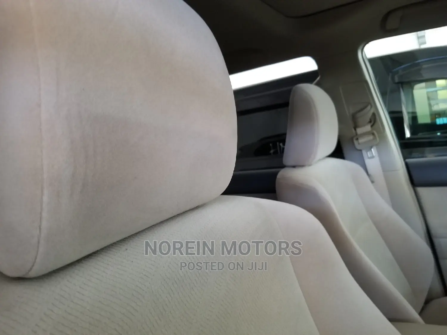 Toyota Land Cruiser Prado 2017 White