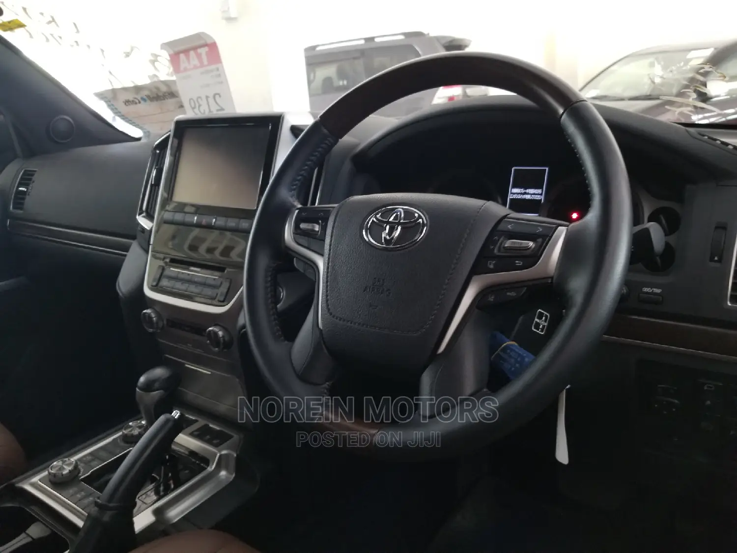 Toyota Land Cruiser 2016 Black