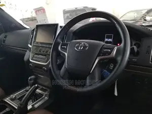 Toyota Land Cruiser 2016 Black