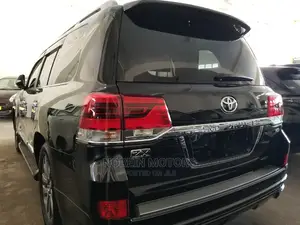 Toyota Land Cruiser 2016 Black
