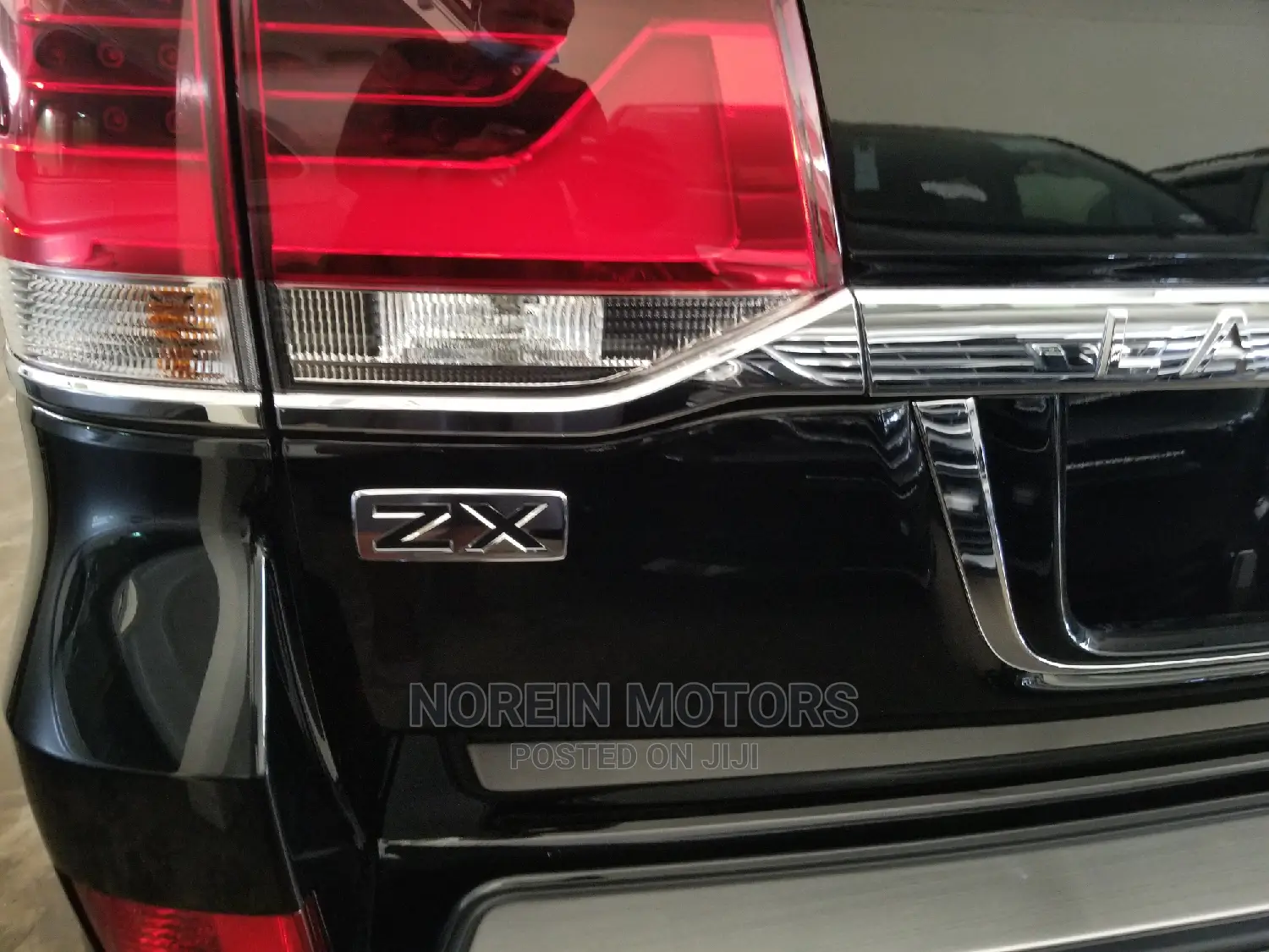 Toyota Land Cruiser 2016 Black