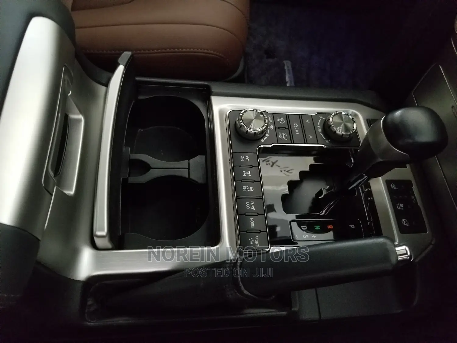 Toyota Land Cruiser 2016 Black