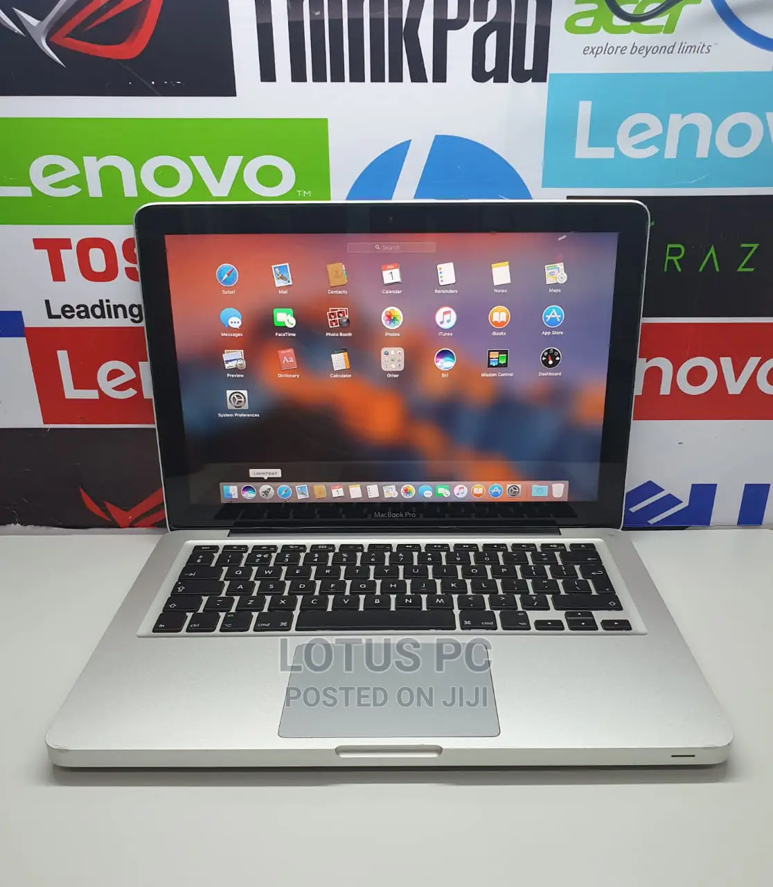Laptop Apple MacBook Pro 8GB Intel Core I7 HDD 750GB