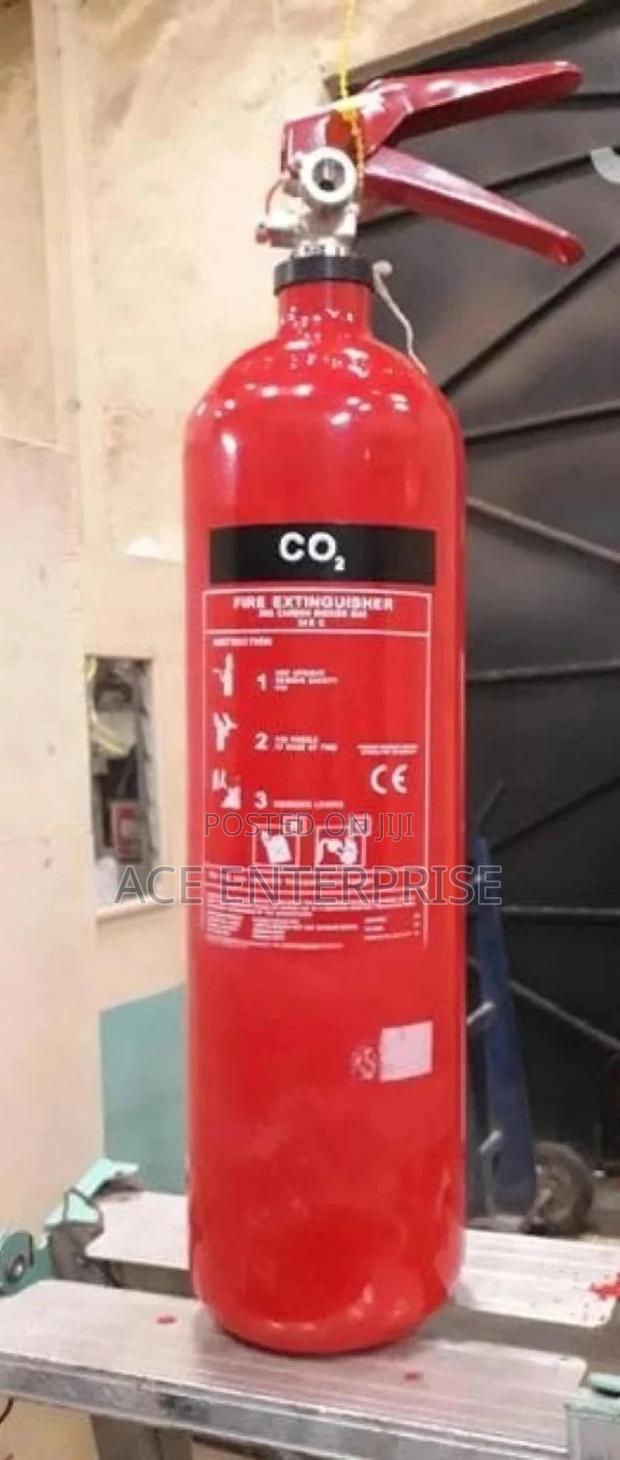2kg Co2 Fire Extinguisher - main view