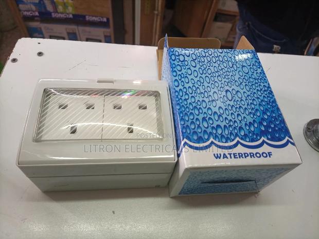 Waterproof Twin Sockect