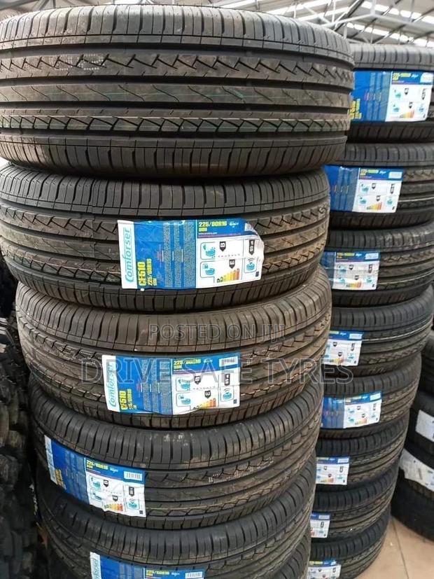 225/60 R18 Comfoser Tyre Nylon Made in China