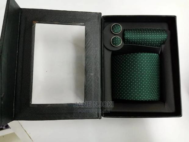 Green Tie Men