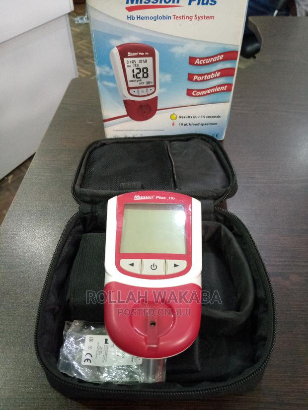 Hb Machine With Strips - main view