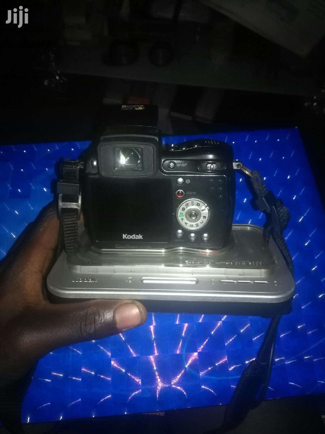 Ex Uk Kodak Easy Share Camera