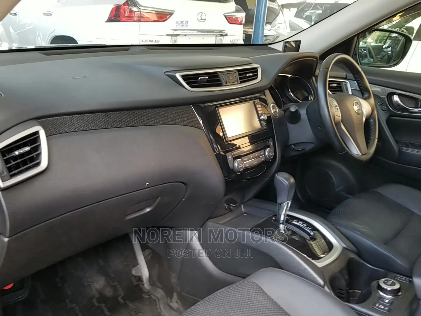Nissan X-Trail 2014