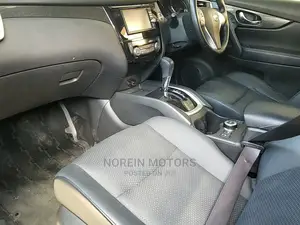 Nissan X-Trail 2014