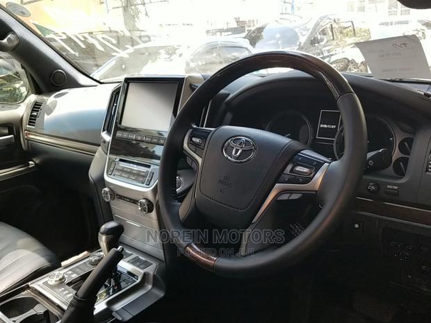 Toyota Land Cruiser Prado 2016 - thumbnail 18